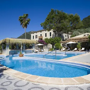 Monnaber Nou & Hotel